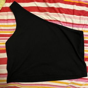 One shoulder black top never worn